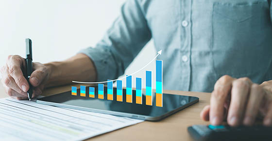 Control expenses and improve efficiency by monitoring financial ratios